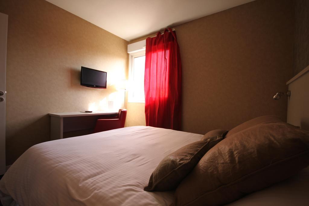 Hotel D'Arcins Latresne Rum bild