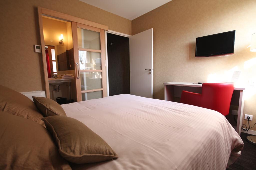 Hotel D'Arcins Latresne Rum bild